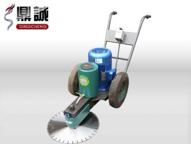 點(diǎn)擊查看詳細(xì)信息<br>標(biāo)題：手推式切樁機(jī) 閱讀次數(shù)：13234