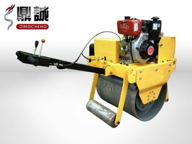 點(diǎn)擊查看詳細(xì)信息<br>標(biāo)題：重型手扶式單鋼輪壓路機(jī) 閱讀次數(shù)：13123