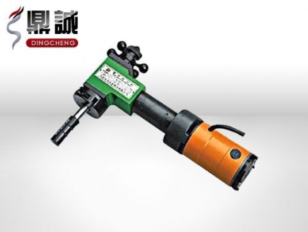 點擊查看詳細(xì)信息<br>標(biāo)題：T型內(nèi)漲式管子坡口機(jī) 閱讀次數(shù)：4461